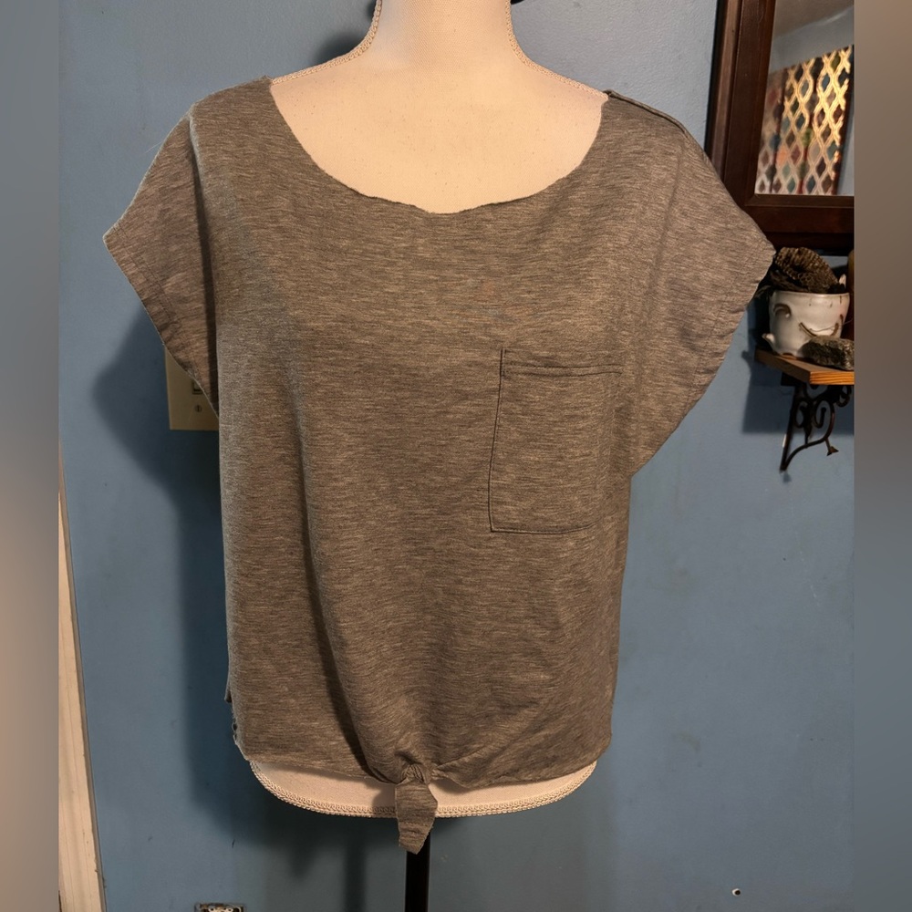 Gray, 80s Style, Scoop Neck, Tee